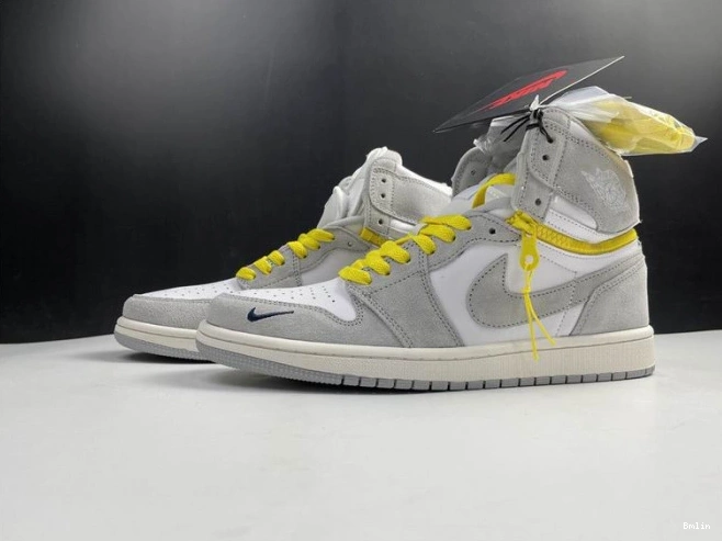 Boostmaster lin Smoke Air CW6576-100 Light Switch High Jordan 1 0810